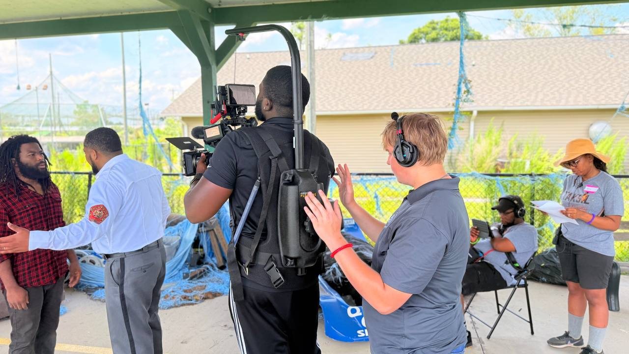 32 Productions on set